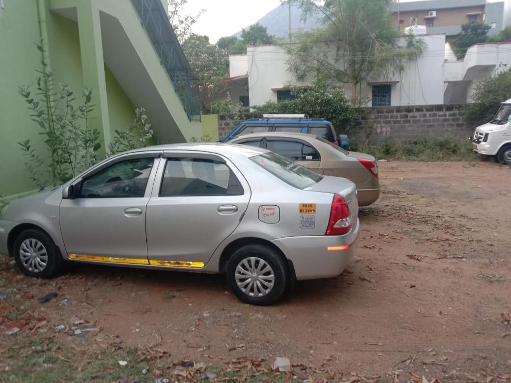Sri Shankaraa Guest House Tiruvannāmalai Exterior foto